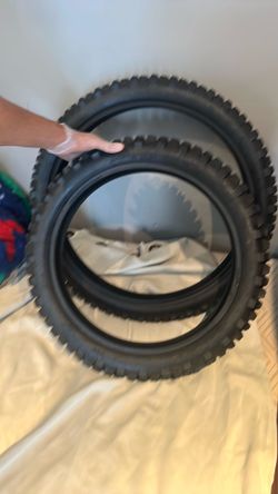 MINT NEW Yuanxin dirt bike 2 tires