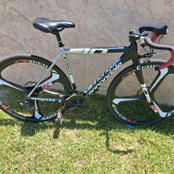 CANNONDALE 10 CAAD ROAD BIKE