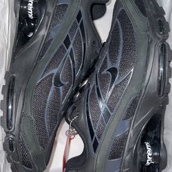Supreme X Nike - Shox Ride 2 SP - Size 7 Men’s/ 8.5 Women’s - DN1615-001