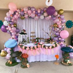 Balloon garland