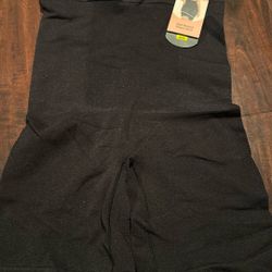 Women’s Size M/L High Waisted Shorts New