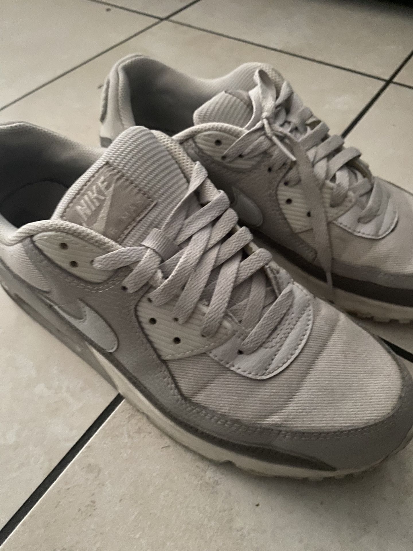Air Max 90 Shoes Size 10 Men