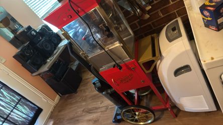 Popcorn machine