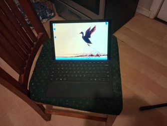 Surface pro 7 laptop /tablet works great