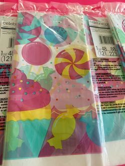 8 CANDY LAND PLASTIC COVERS NEW ALL OF THEM FOR $25