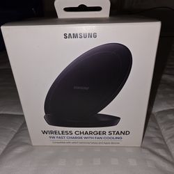 Samsung Wireless Charger Stand