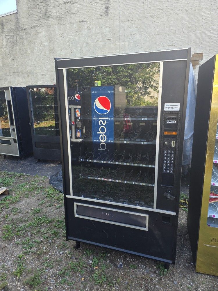 Usi 3159 Snack Vending Machine
