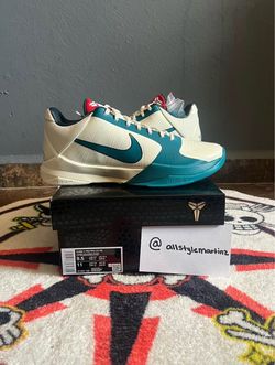 Nike Kobe 5 Protro "Caitlin Clark Coconut Milk Spruce"