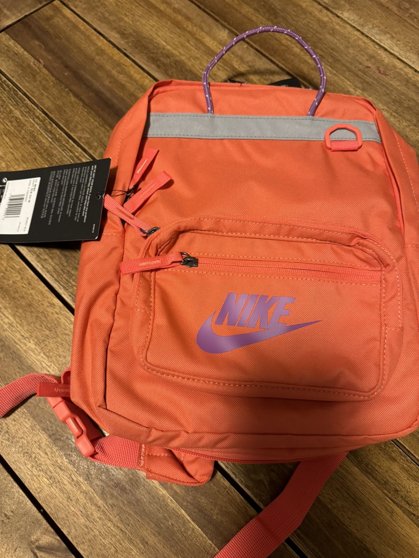 adidas ash green backpack Switch – XD Design Adult Shoe Size:M 11 / W 12 giftwrap-medium COACH Outlet Sprint Backpack Whether you’re remote working