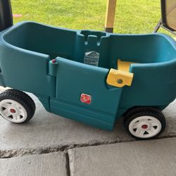 Step 2 Wagon Kids 