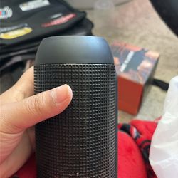 Wireless speaker
