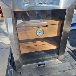 Humidor