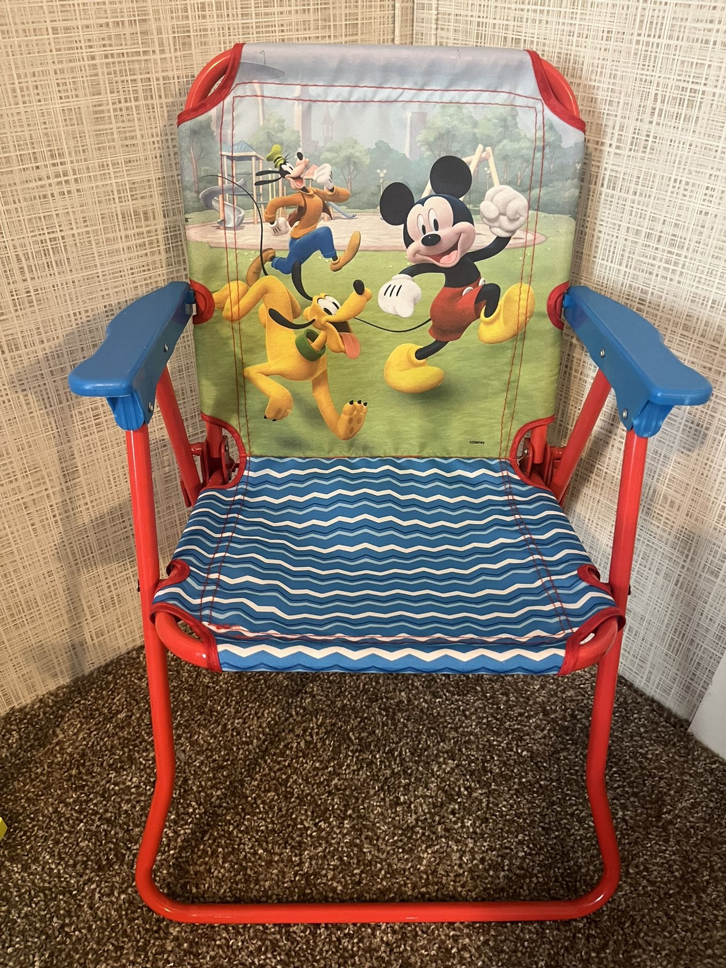 Disney toddler Chair