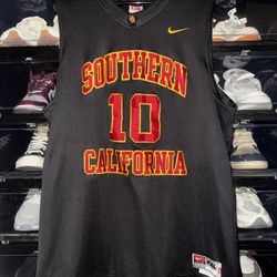 Vintage Nike DeMar Derozan’s USC College Jersey (XXL)