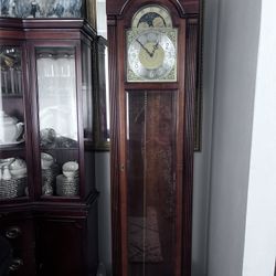 Antique Grampa Clock 