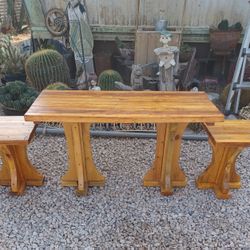 SOLID WOOD TABLE WITH 2 STOOLS