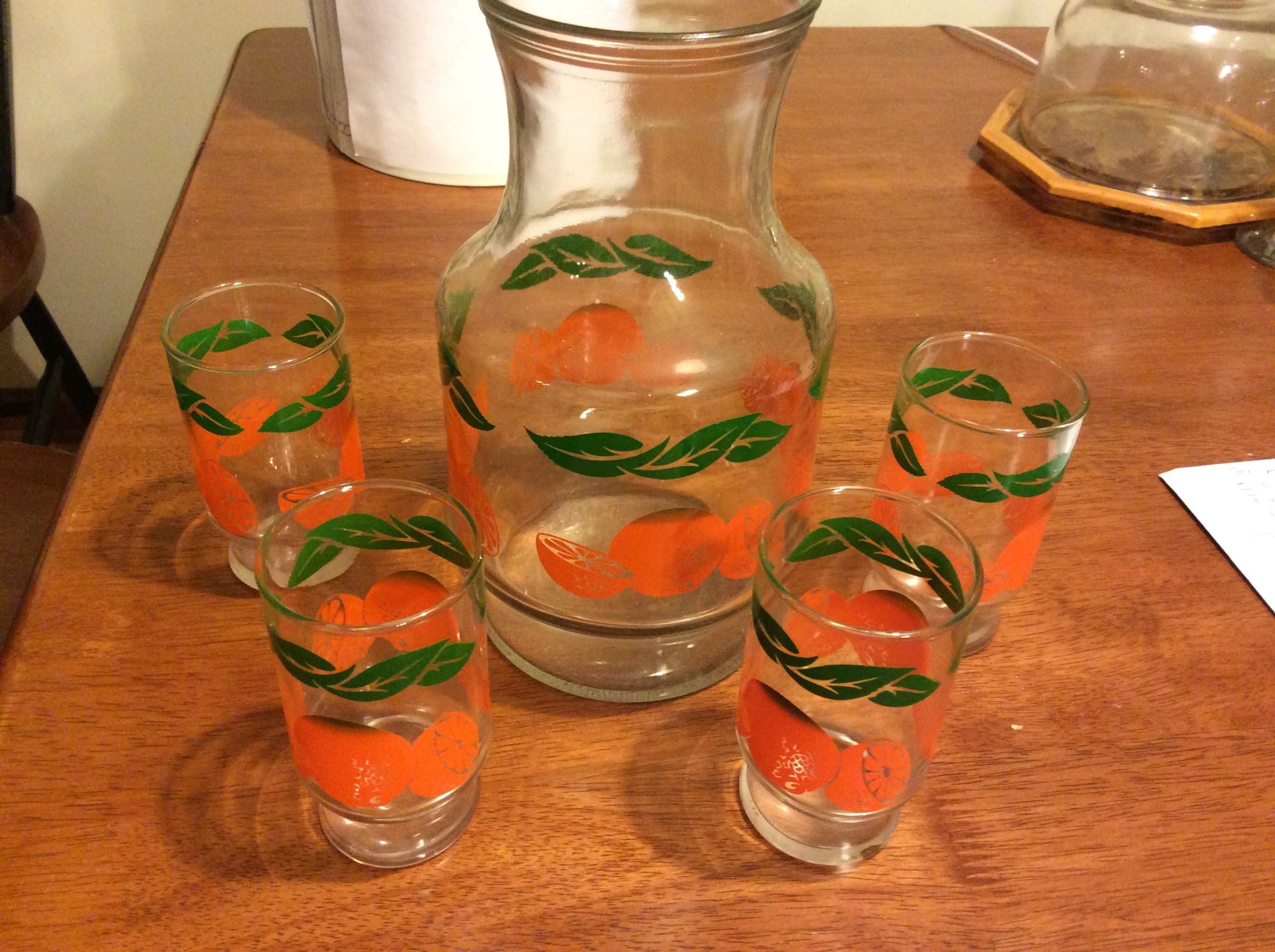 Vintage Juice Set With 4 Glasses
