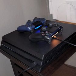 PS4 PRO