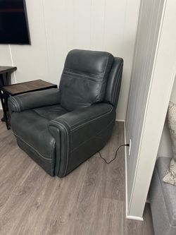 Recliner Chair