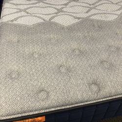 ⚡️Brand New Clearing out Truckloads of Mattresses⚡️