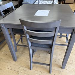 5 piece dining set( counter height) on sale