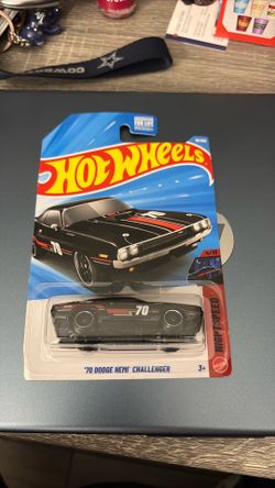 ‘70 Dodge Hemi Challenger Hot Wheels