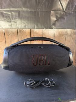 JBL boombox 3