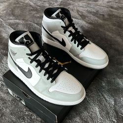 Air Jordan 1 Mid