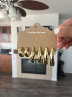 Pack Of 3 Earrings