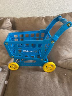 Toddler Walmart toy shopping cart