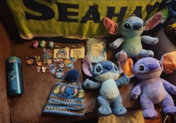 Large lot of disney stitch will not separate