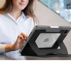 iPad Pro 11inch Black Cover ** NEW