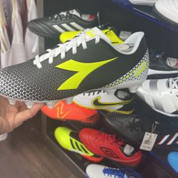 Diadora Soccer Cleats 