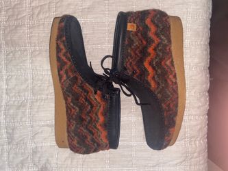 Clarks Originals Wallabee Boot “Black Orange Wool”