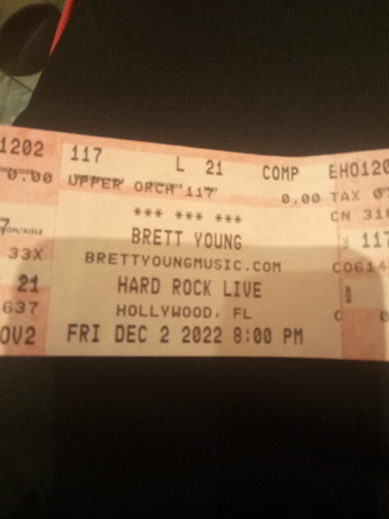 Brett Young Tickets 