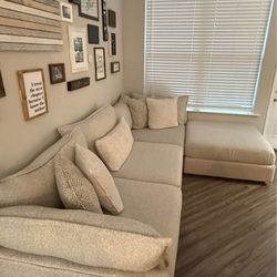 Hogan Cotton Sectional For Sale 