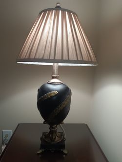 URN Table lamp
