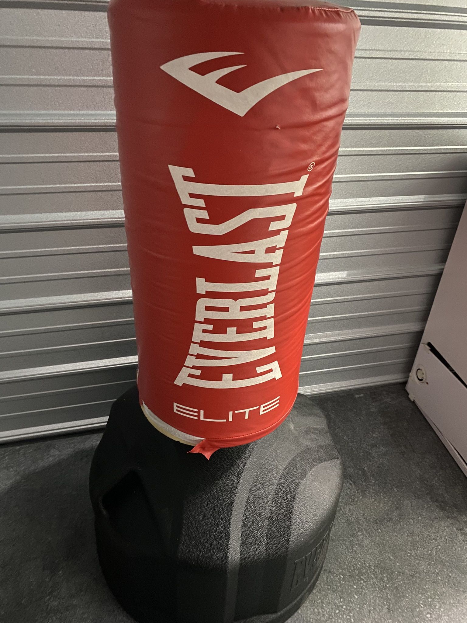 Kick Boxing Stand