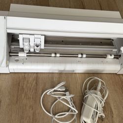 Silhouette Cameo 4 Cutting Machine White