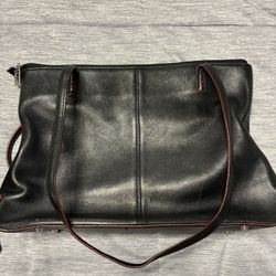 Max New York Purse