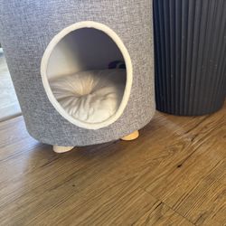 Cat house-condo