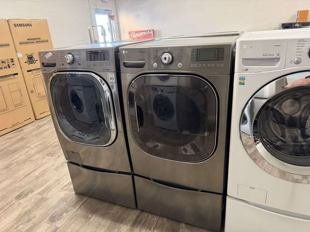 LG front load washer and dryer set electric stainless steel with warranty