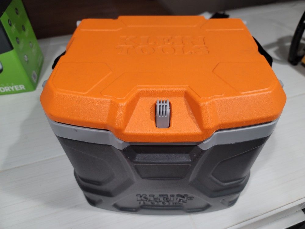 Brand New Klein Hard Shell Cooler $60 Firm Pickup In Oakdale Or Riverbank