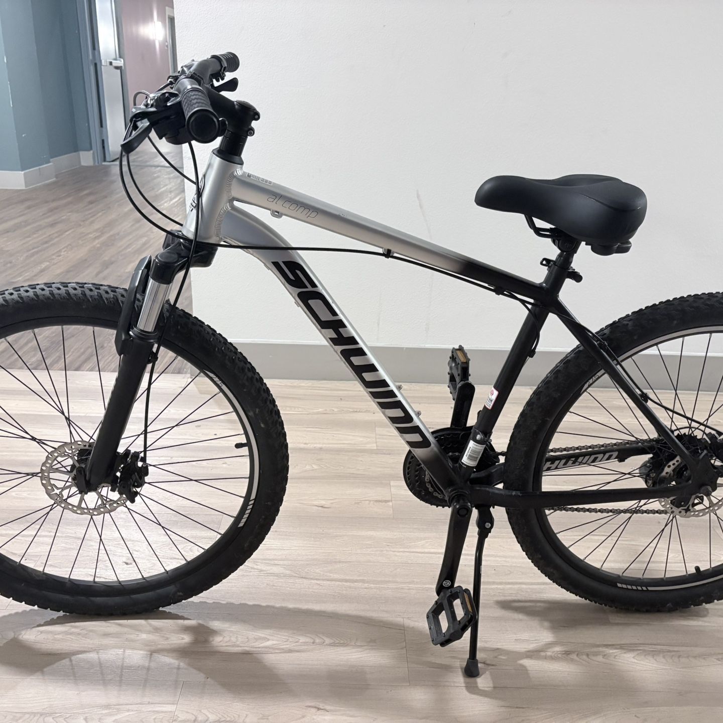 schwinn comp bicycle Axum X 29in  Hit the trails with the Axum Comp X adult mountain bike from Schwinn 21 Speed Schwinn Al Comp