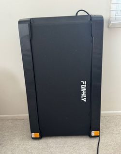 Under the table treadmill