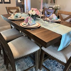 Moriville Ashley Furniture Dining Set 
