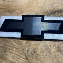 Front Grille Bowtie Emblem Badge Black 