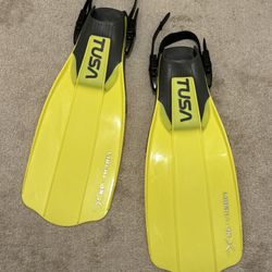 Tusa Liberator Diving Fins (L/XL?)