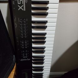 Korg  X5d  