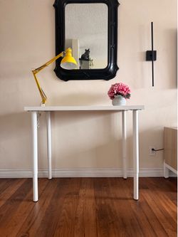 White IKEA desk